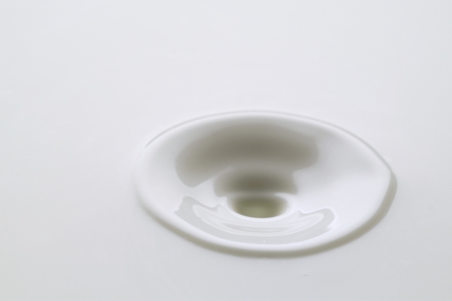 クリームに乳液は必要 クリームの桜花媛